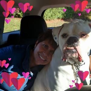 Meet your Posher, Loralee